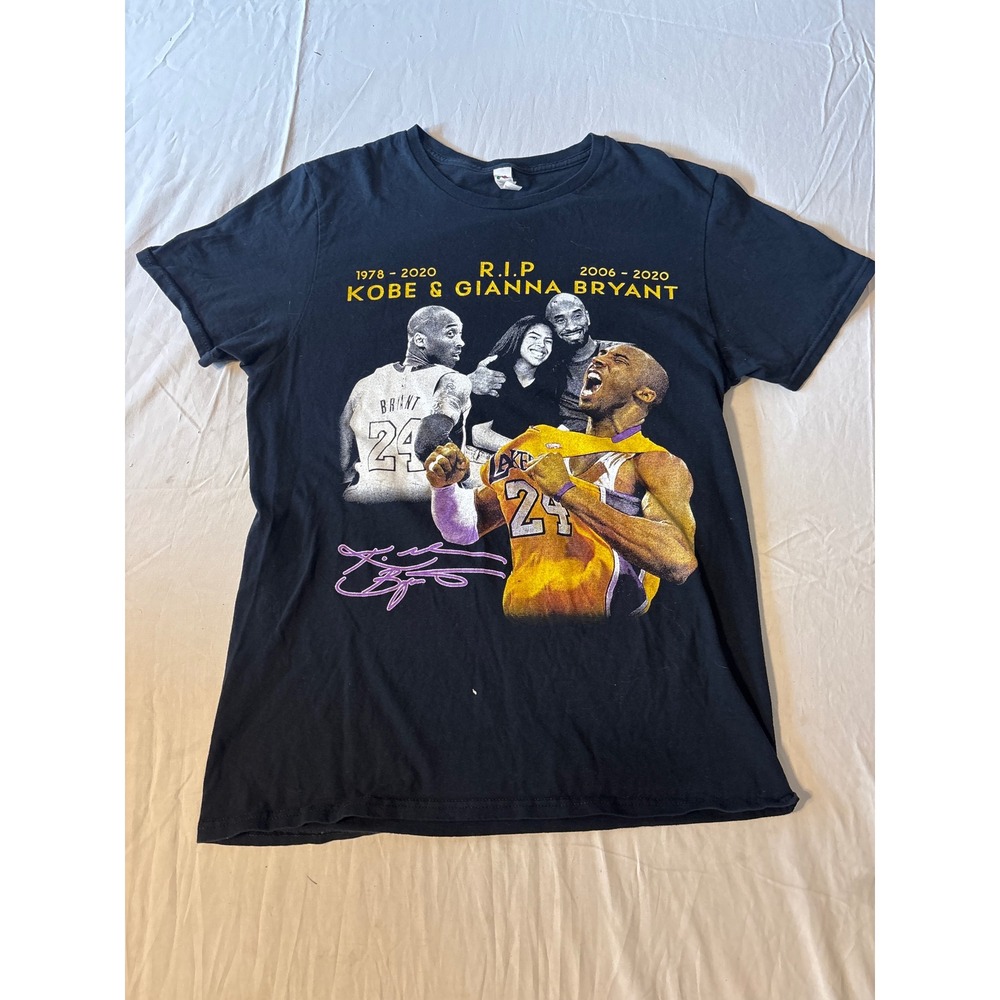 Fruit of the Loom Kobe & Gianna Bryant Memorial T-Shirt Mens M Black Excellent